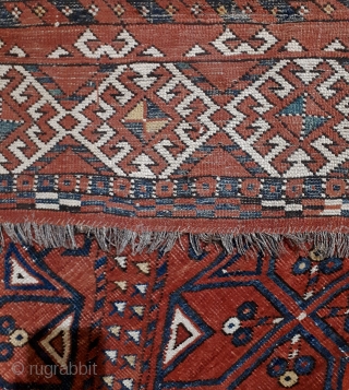 Large Ersari Turkmen main carpet, Central Asia, Middle Amu-Darya valley, mid-19th century, 444 x 190 cm.
The pattern shows a very rare gül, which to the best of our knowledge can be found  ...