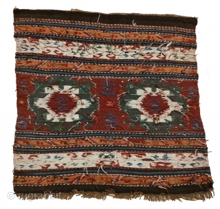 Sumak bedding bag end panel, Qarabagh area, Central Transcaucasia, circa 1870, 60 x 63 cm (23.5 x 25 inches)
Part of our current online exhibition https://www.albertolevi.com/exhibitions/from-eurasia-with-love/

Here we have two boldly drawn devices of  ...