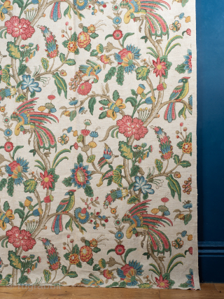 Block Printed 1920’s Chinoiserie Textile Panel

A large and completely unused length of block printed linen featuring a vibrant Chinoiserie Tree of Life pattern. European, circa 1920’s. 247cm x 131.5 cm (97 x  ...