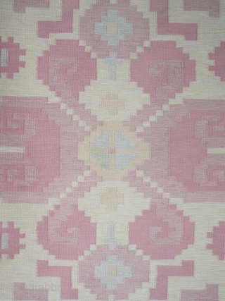 Pink Mid Century Swedish Rollakan Rug Circa 1950

A pretty and striking Swedish flat weave (Rollakan) Rug, 200cm x 137cm (78 x 54 inches).

With it's delicate pastels and graphic drawing style, the design and colour  ...