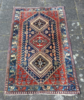 Peacock border on a Qashqai small rug, personal sitting rug? Gabbeh style drawing, scattered totemic motifs. Thick pile, soft wool, excellent colors. Nice Qashqai gol in the middle. Very good condition, two  ...