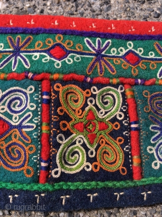 Finest Lakai embroidery, felt belt, size 48 x 3.5 inch (122 x 9 cm). This was bought by my grandmother in The Hague in the 1930's, and dates first quarter 20th century.  ...