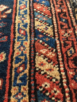 Complete Caucasian bag, half khorjin, Karabagh? Cotton warp and weft. Luminous wool, very nice triple borders. Front in very good condition, small moth bite, original sides and closure system. Small aniline highlight  ...