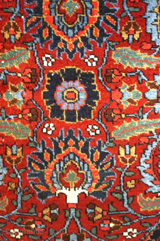 Superb small Heriz, size 136 x 87 cm. Excellent in all respects. € 400. Contact me at mralexanderbakker@proton.me
