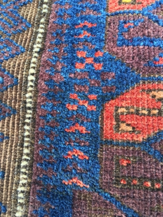 Baluch complete half khorjin. Very good colors, front good condition, some wear upper third, kilim back distressed. Original closure system. Nice filler motifs in the left side. Some fuchsine knots in the  ...