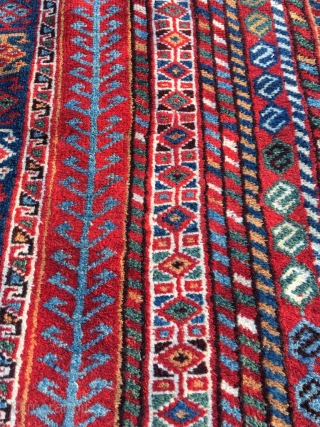 Tribal Qashqai kelleh from around 1900. Excellent condition, full pile, deeply saturated colors including very nice warm apricot. A vibrant South Persian party for your floor. Original sides and ends, one nip  ...