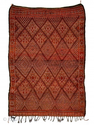    Lovely double sided Zayan rug from the western middle atlas range of Morocco.  This particular piece is a double sided (pile and flat weave) rug with considerable amounts  ...