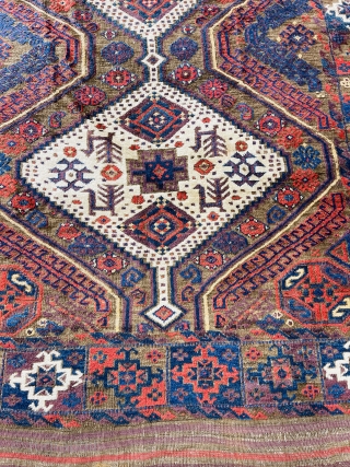 Rare Boluch rug 4’8x7’8 all natural saturated colors very good condition 
                     