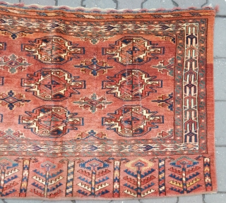 Antique Turkmen Yamut Chuval .Size.80x140 cm
 Contact at.  anatolianpicker@gmail.com                       