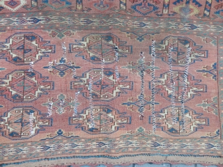 Antique Turkmen Yamut Chuval .Size.80x140 cm
 Contact at.  anatolianpicker@gmail.com                       