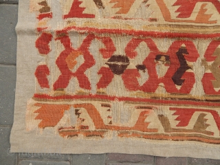 Antique Anatolian Kilim Fragment 
Size.75x82cm antolianpicker@gmail.com                           