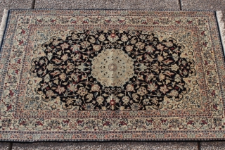 The unique antique, High-end Master Artwork Persian Toudeshk Nain, Hand-knotted rug pure wool and Silk, Size: 3'.5" x 5'.4" (104x162cm ) ID ( APRC) No. 120-101

https://www.facebook.com/media/set/?set=a.163257803821605.36971.100634546750598&type=1       