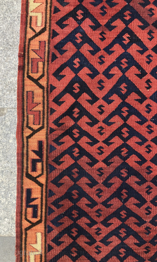 Avar Cut Kilim contact at directly rugbjk1903@gmail.com                          