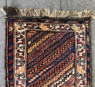 South Persian tribal balisht / yastik Some old repaired 45x70 cm
contact directly rugbjk1903@gmail.com                    