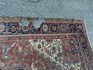 Damaged 9 x 12 heriz lots of great parts left to use for repair no dry rot no animal condition as shown this rug is for local pick up only in Malden  ...