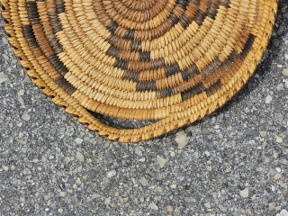 Antique Papago basket tray, Tohono O'odham Nation, ca. 1910. Whorl wind design, with a golden patina that only time can produce, hand coiled yucca and devil's claw, general good antique condition with  ...