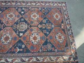 Large kuba. Early 20th century. Couple of hot colours. 136cm by 285.                     