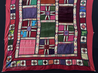Uzbekistan - Surkandaya patchwork small blanked cover with silk, cotton and velvet. Size - ''145 cm x 159 cm'' turkmansilver@gmail.com             