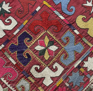 Uzbekistan Silk Embroidered Wall Hanging Decoration with Colorful and Antique Textile All Fine Silk Embroidery on Cotton  Size - ''100 cm x 100 cm'' turkmansilver@gmail.com       