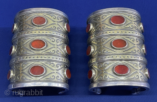 Central - Asian Turkmen - Tekke Tribal Silver Cuff Bracelets Fine Gilded with Carnelian  Good Condition. Size - ''9 cm x 6.5 cm'' - İnnir circumference : 14.5 cm - Weight  ...
