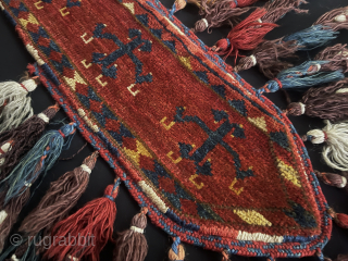 Antique Turkmenistan - Ersary Tribal wool Igsalyk & Spindle bag. All wool with natural colors. Zoomorphic motifs. Circa - 1900s. Despite its age, it is in very good condition. Size - ''50  ...