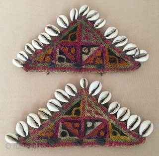 Central - Asian Uzbek pair of traditional talismanic embroidery silk amulets.  Circa - 1900 Size - 10 cm x 18.5 cm Thank you for visiting my Rugrabbit store .   