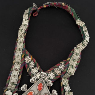 Antique Turkmen Dashlake Tribal Silver Ak Tumar Necklace with Carnelian & Talismanic Hanging Silver Decorative. Size - ''27 cm x 22 cm'' - Lenght : 53 cm - Tassels : 10 cm
Weight  ...