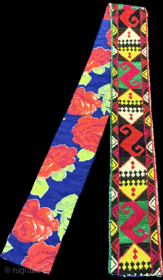 Uzbekistan Lakai silk embroidered belt. Fine silk cross stitched embroidery with saturated natural colors. Lined with printed Russian cotton backing. Fairly in good condition. (38.5'' x 2.5'') - (''98 cm x 6.5 ...