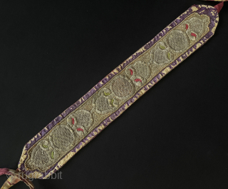 Antique Bukhara Ceremonial Silk and Metallic Embroidered Headband. Circa - 1900s. Backing is also Russian block print cotton fabric. Size - ''41.5 cm x 6.3 cm'' turkmansilver@gmail.com      