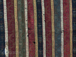 Anatolian - Sivas Gurun Wool Shawl. Circa - 1900 or earlier. Size - ''110 cm x 103 cm'' turkmansilver@gmail.com.              