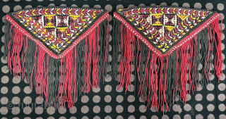 Turkmen pair of silk embroidered tassels hanging. It is in good condition. Size : 7.5'' x 7.5'' - ''20 cm x 19 cm'' turkmansilver@gmail.com.