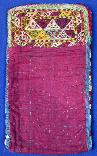 Antique Turkmen - Chodor fine silk cross stitched embroidered mini bag. Used and kept in very good condition because it has very good patina. Circa - 1920s Size - ''23 cm x  ...