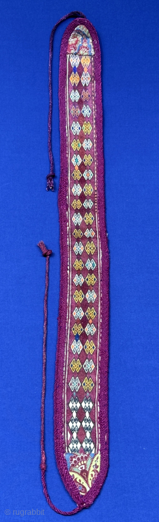 Antique Uzbekistan fine silk embroidered headband. Fine silk embroidery with saturated natural colors from vegetable dyes. Fairly in good condition. Size - 23.5'' x 2'' - ''60 cm x 5 cm'' turkmansilver@gmail.com. 