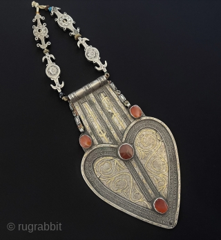 Central-Asian Antique Turkmen Tribal Silver Asyk - Pendant Gilded with Carnelian and Gemstone This is a Collector Art Turkmen Jewelry Circa - 1900s Size - Lenght : 48 cm - Asyk :  ...