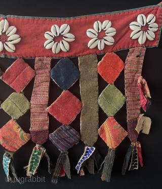 Antique Turkmen-Yomud Talismanic Hanging Made if Left Over Cotton and Silk Fabrics.
Size - ''52 cm x 30 cm'' turkmansilver@gmail.com              