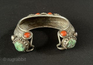 Antique Afghan Ethnic Tribal Silver Bracelet with Coral & Turquoise Size - ''2.5 cm x 8.5 cm'' - Circumference : 29 cm - Weight : 124 gr. turkmansilver@gmail.com     