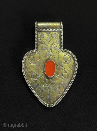 Central-Asian Antique Turkmen Tribal Silver İskendery Design Asyk Pendant Fine Gilded with Carnelian Great Condition Circa - 1920 Size - ''9.5 cm x 6 cm'' - Weight : 72 gr.   