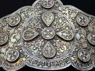 Kazakhstan ceremonial silver belt buckle. A nice hand made silver belt buckle with gilded background. It has great patina. Traditional spotted Kazak design. Survived in great condition. Size : (8'' x 5.5'') ...
