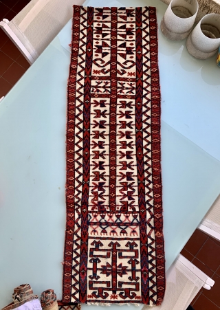 Lot with three great Turkmen bandfrags from 19 th century

Yomud 95 cm x 35 cm
P Chodor 92 cm x 33 cm
Salor 114 cm x 35 cm


       