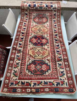 Great condition plus good dyes Caucasian rug, probably Gendje. Size is 166 cm x 86 cm. Please ask for more information.            