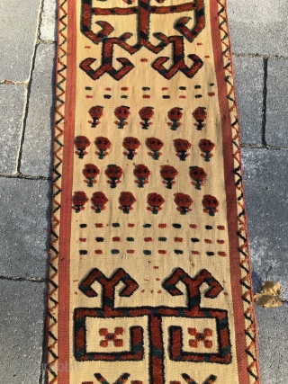 Early Saryk Tentbandfrag: 280 x 25 cm. Very rare and authentic Turkmen piece. Great dyes and drawing.                