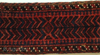 super antique Baluch trapping late 19 c size 50 x 14 cm
excellent condition all wool and natural dyes               