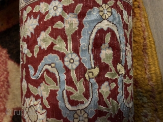 Lovely signed silk Hereke prayer rug mid 20 c about 1.5 x 1 m
Mint condition no cracking from an old English collection purchased at Christie’s around 1990      