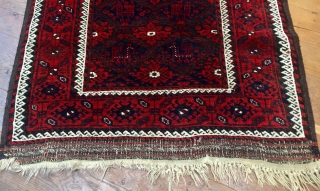 Antique Khorassan area Baluch rug with peacocks 
Ca 1900 in excellent condition no repairs all wool natural dyes original ends and sides           