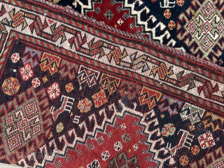 Very fine antique qashqai bag with goats ca 1890. Velvety pile, natural dyes                    