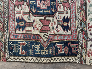 Very unusual antique 19 c Shahsavan mafrash end panel with animals.   All natural dyes size 52 x 48 cm.  Small repairs to bottom corners otherwise good condition.    ...