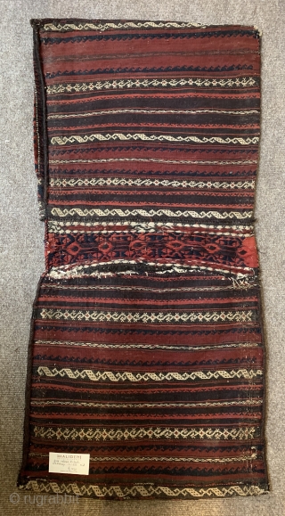 Lovely antique Baluch complete khorjin. Very good condition all wool and natural dyes great bridge in centre and intricate flat woven back.           