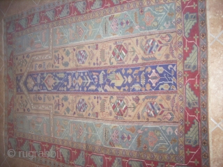 Item age: 19th. century
Size: 160 x 130
Marasali design with perfectly estate and synthetic colour.
Inquiry price: 12000 euro                