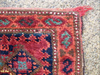 Very Unusual Baluch Balisht full Bag with beautiful kilim back- i believe this piece is similar in design and coloration to a piece (#8) found in an article by Tom Cole's icoc  ...