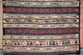 A VERY RARE BALUCH 105 x 64 cm                         
